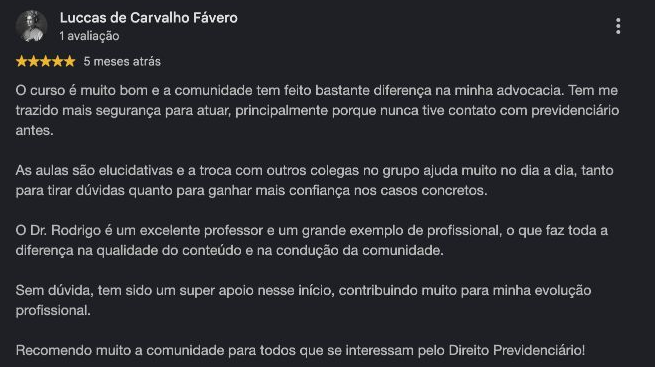 Recorte original da avaliação de Luccas de Carvalho Fávero no Google, com cinco estrelas